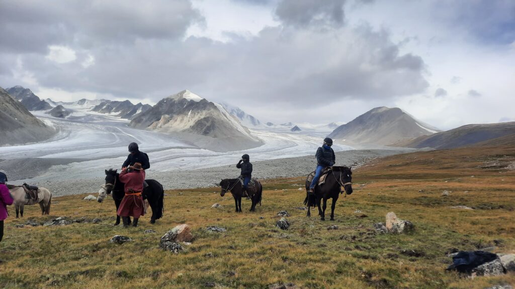 Horse riding Tour in Western Mongolia