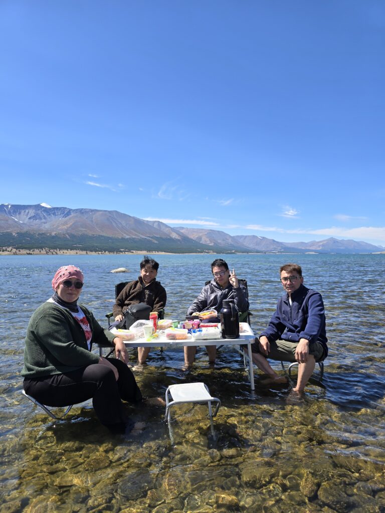 Gobi desert & western Mongolia Mongolia Gobi desert tours Western Mongolia tour Gobi and western Mongolia tour Gobi desert tour Mongolia eagle hunter tour Mongolia Eagle festival tour western Mongolia