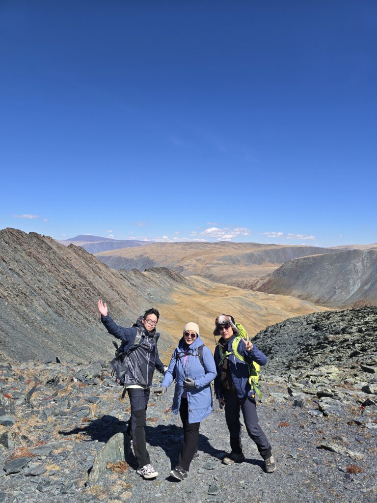 Gobi desert & western Mongolia Mongolia Gobi desert tours Western Mongolia tour Gobi and western Mongolia tour Gobi desert tour Mongolia eagle hunter tour Mongolia Eagle festival tour western Mongolia