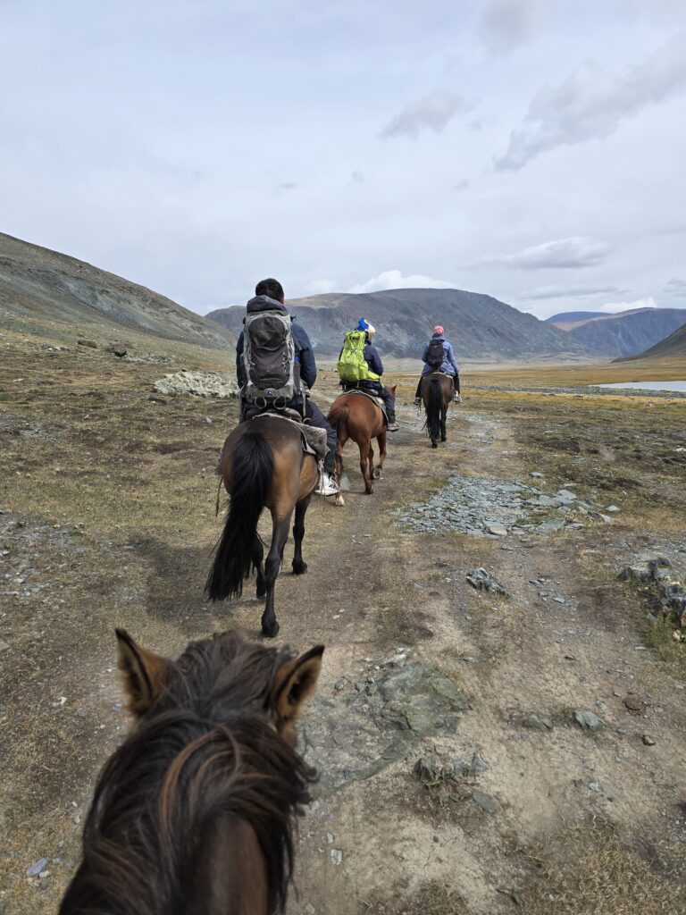 Gobi desert & western Mongolia Mongolia Gobi desert tours Western Mongolia tour Gobi and western Mongolia tour Gobi desert tour Mongolia eagle hunter tour Mongolia Eagle festival tour western Mongolia