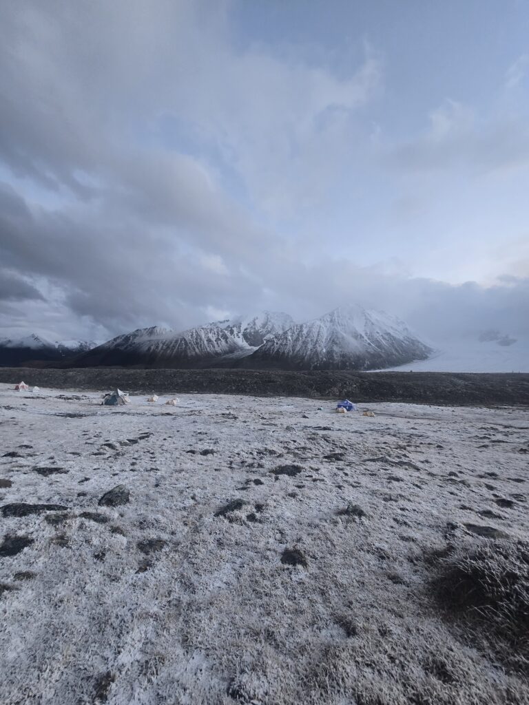 Gobi desert & western Mongolia Mongolia Gobi desert tours Western Mongolia tour Gobi and western Mongolia tour Gobi desert tour Mongolia eagle hunter tour Mongolia Eagle festival tour western Mongolia