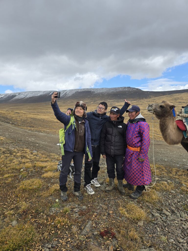 Gobi desert & western Mongolia Mongolia Gobi desert tours Western Mongolia tour Gobi and western Mongolia tour Gobi desert tour Mongolia eagle hunter tour Mongolia Eagle festival tour western Mongolia