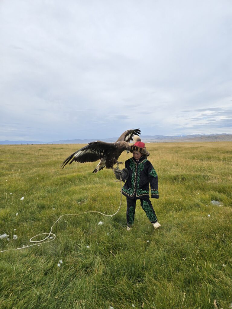 Gobi desert & western Mongolia Mongolia Gobi desert tours Western Mongolia tour Gobi and western Mongolia tour Gobi desert tour Mongolia eagle hunter tour Mongolia Eagle festival tour western Mongolia